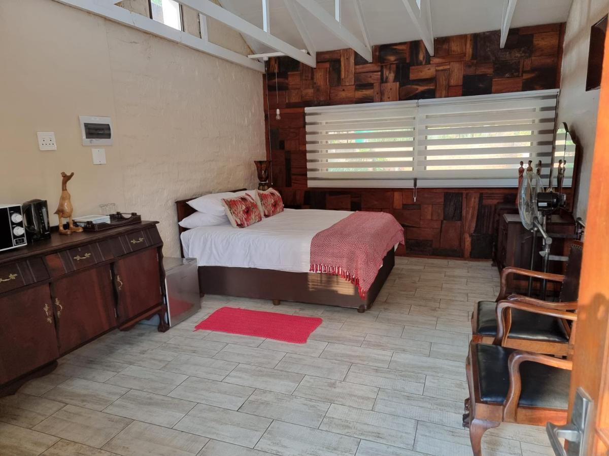 Jochem Inn Rietvalleirand Bagian luar foto